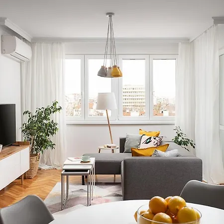 Apartment Bright And Stylish 2bd Flat In The Centre By Flat Mаnager Sofia